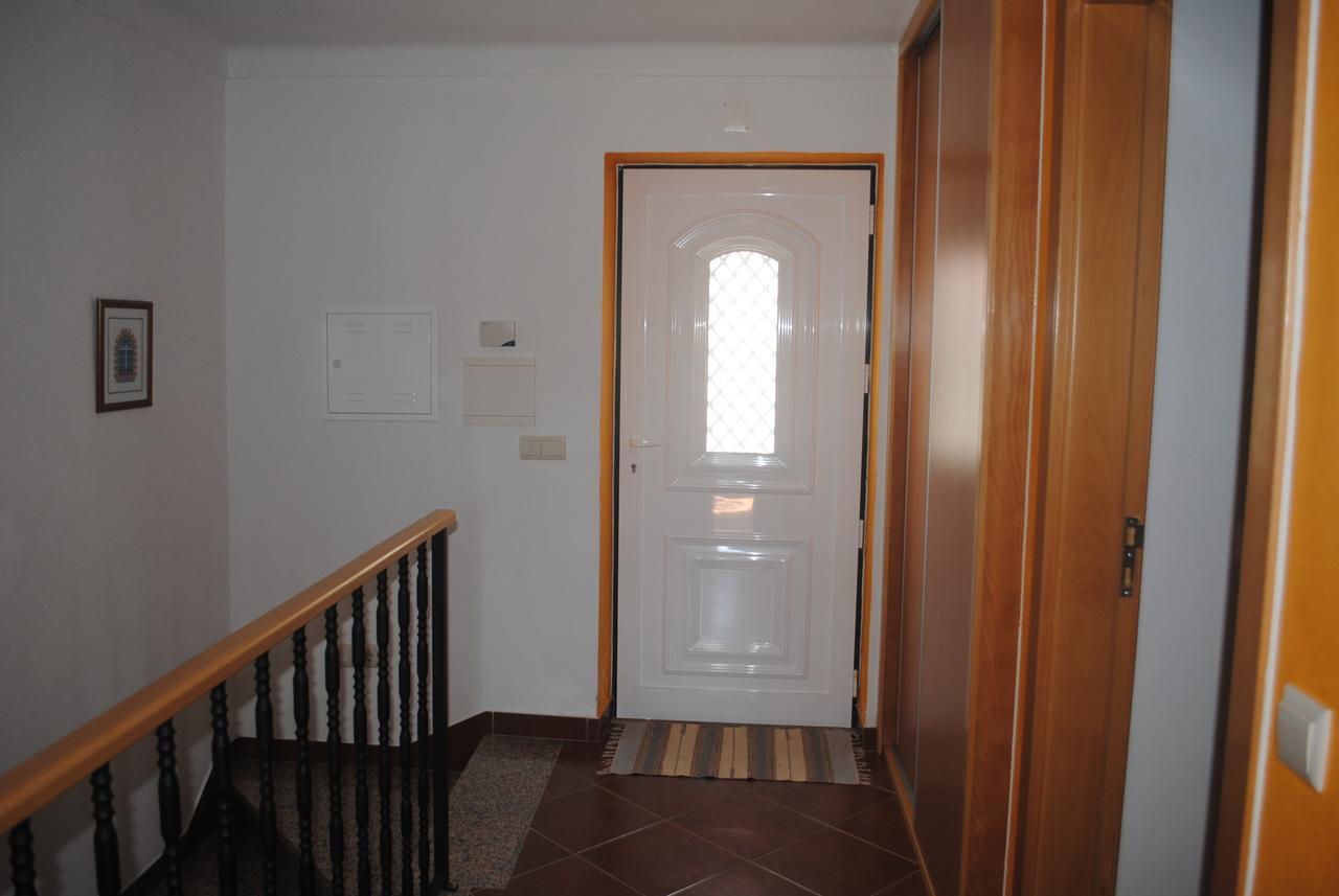 Moradia Familia Escoto Villa Monsanto Dış mekan fotoğraf